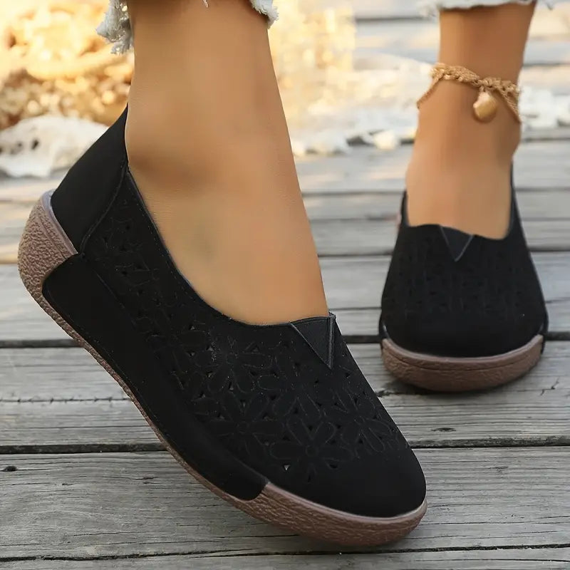 Women's Orthopedic Slip-On Flats with Arch Support โ Fashionable and Versatile Casual Shoes for All-Day Comfort