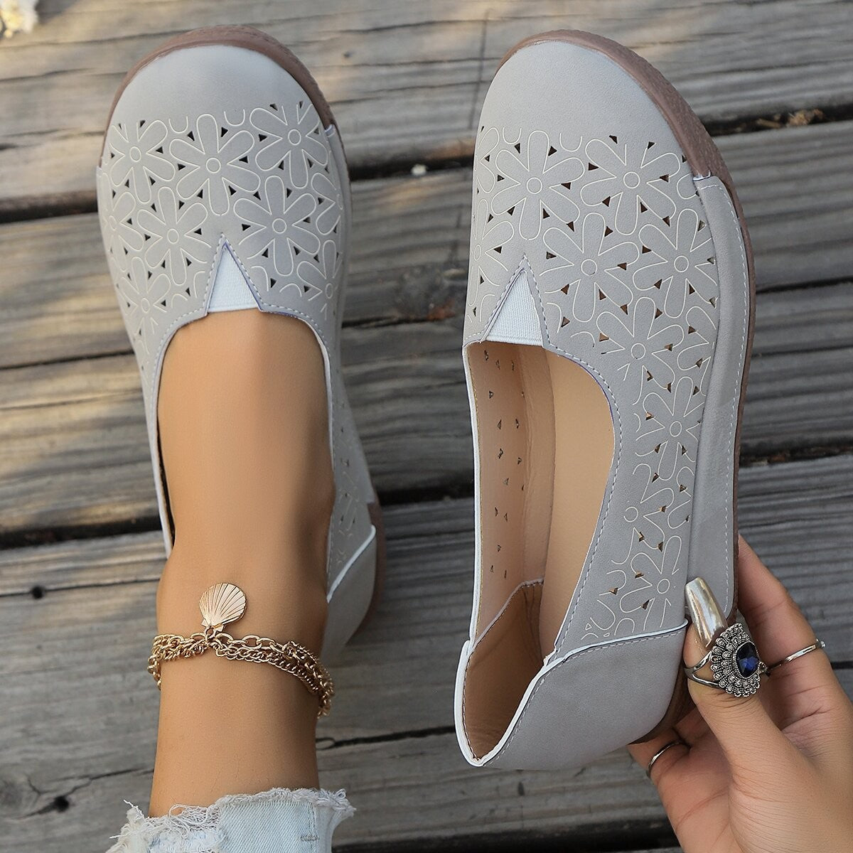 Women's Orthopedic Slip-On Flats with Arch Support โ Fashionable and Versatile Casual Shoes for All-Day Comfort